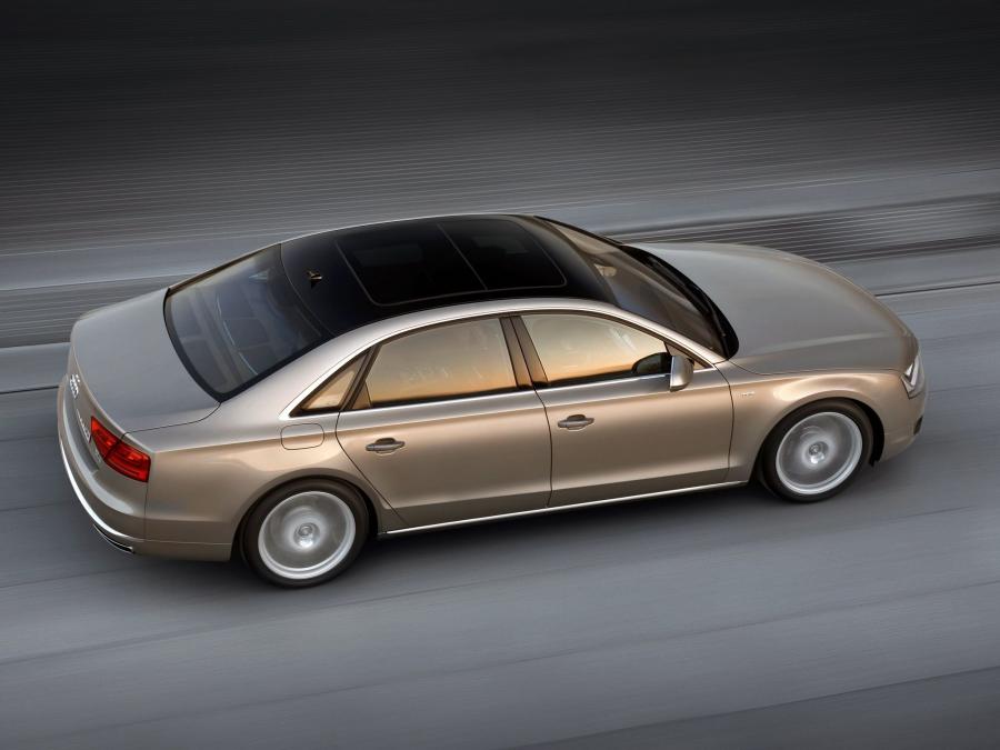  Audi A8L W12 Quattro (D4) 2010 года  (WW) (фото 10 из 35)